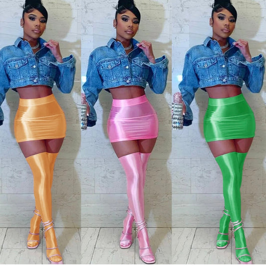 Street wear mini skirt w/ over knee