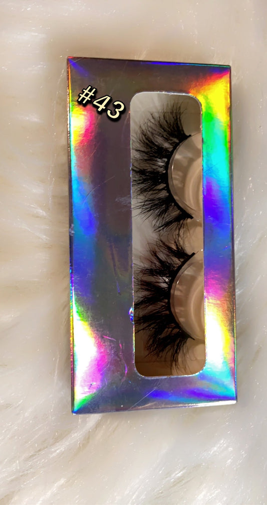 Trust Lashes #43